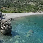Strongilos 4*