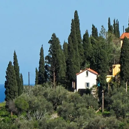 Strongilos Pensionat Velanidia