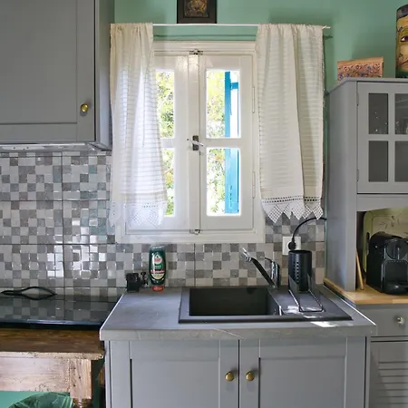 Strongilos Velanidia