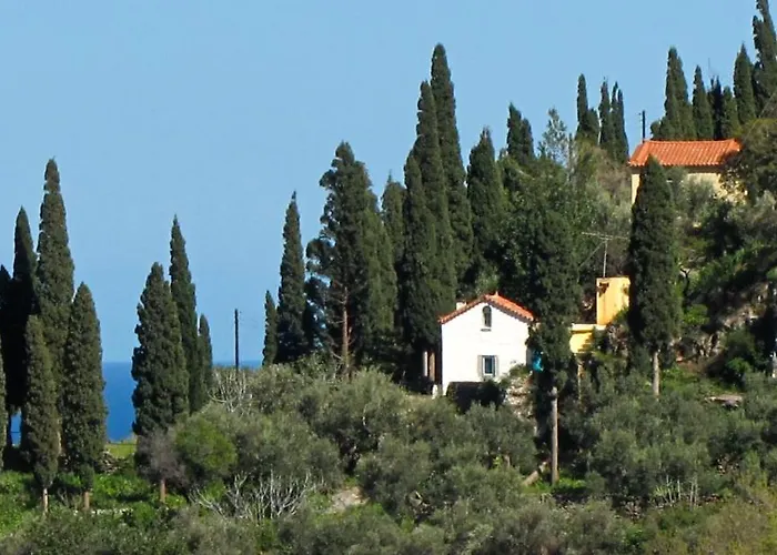 Strongilos Pensionat Velanidia