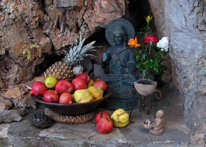 Strongilos Pensionat 4*