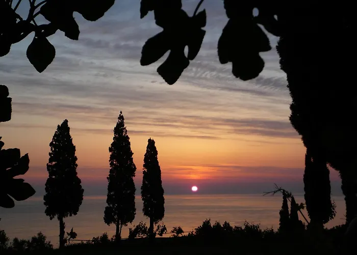 Strongilos 4* Velanidia