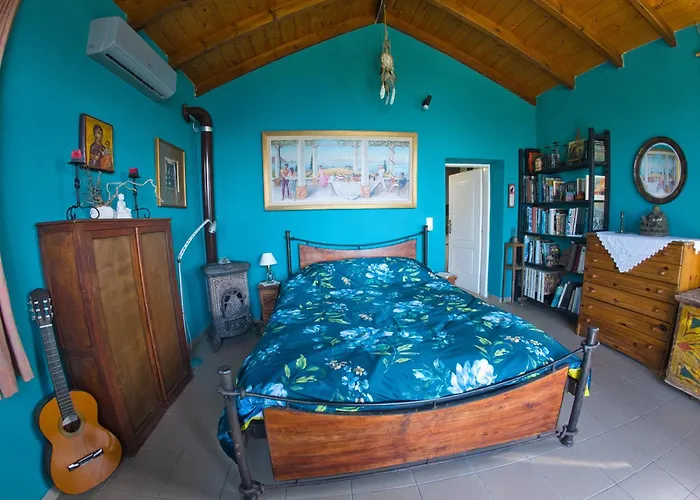 Strongilos Vendégház 4*